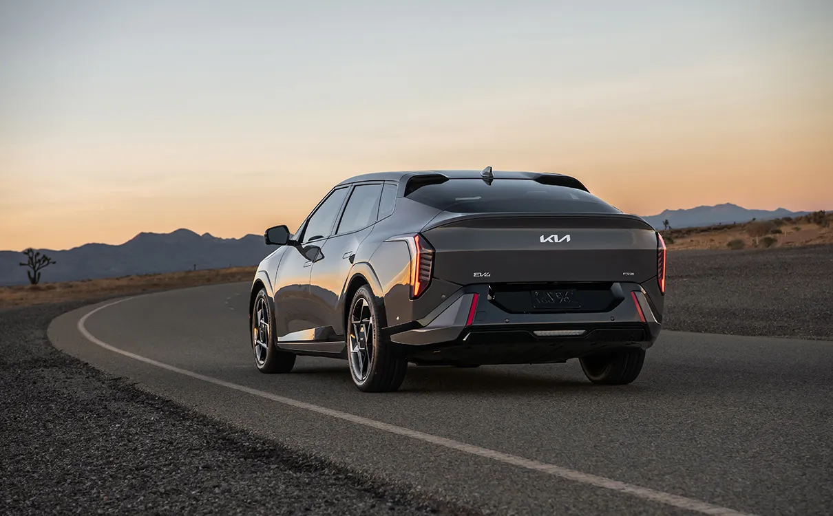 KIA EV4